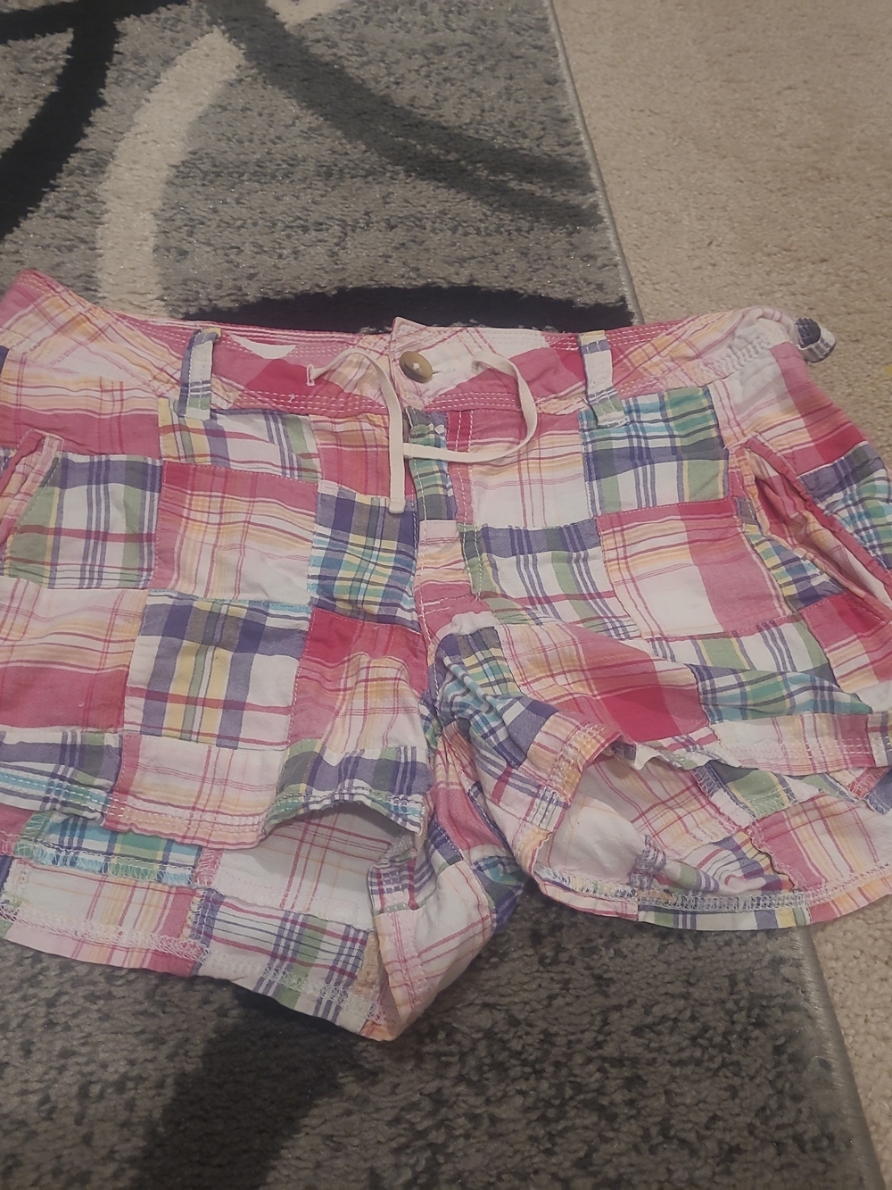 Gap Women’s 8 Vintage Pink Patchwork  Plaid Preppy Shorts Pockets 100% Cotton